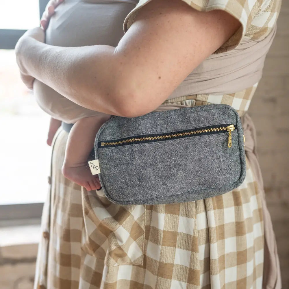 Fanny Pack - Obsidian / Short (28’ to 39’) baby carrier